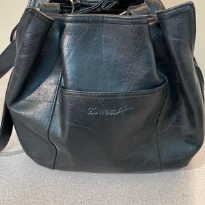 20 West LA - Vegan black multi section shoulder purse.